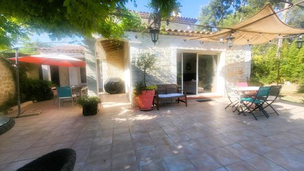 les Camoins, Magnifique Villa de T5 130 m² sur 2000 m² avec piscine,,garage