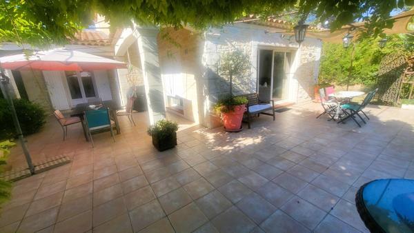 les Camoins, Magnifique Villa de T5 130 m² sur 2000 m² avec piscine,,garage