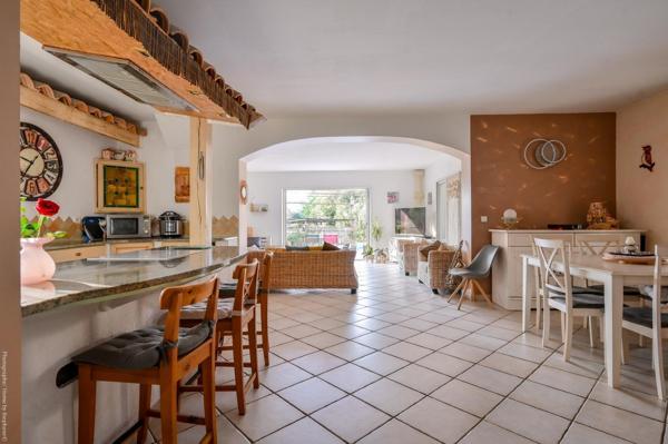 les Camoins, Magnifique Villa de T5 130 m² sur 2000 m² avec piscine,,garage