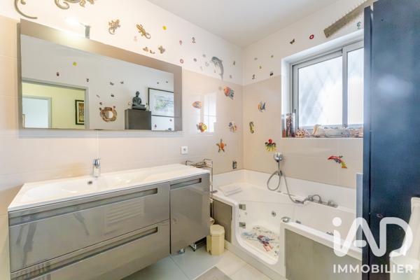 Appartement à vendre 3 pièces 56,83 m² Villeneuve-Loubet