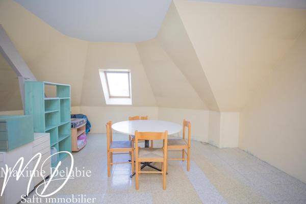 Superbe maison d'architecte à Rouillon