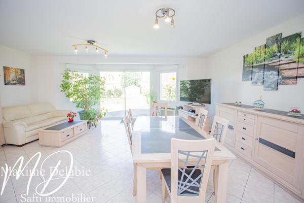 Superbe maison d'architecte à Rouillon