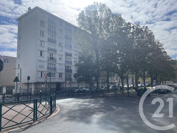 Appartement F4 à vendre  4 pièces - 65,70 m 2   GENNEVILLIERS  - 92