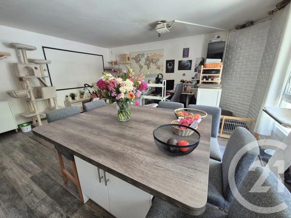 Appartement F4 à vendre  4 pièces - 65,70 m 2   GENNEVILLIERS  - 92