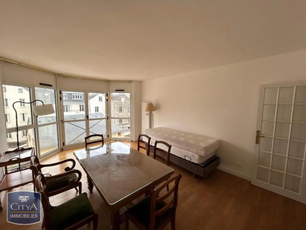 Appartement à louer 4 pièces 110m² Tours (37000)