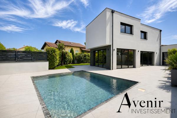 GENAS - MAISON MEUBLÉE -177M2 - 4 CHAMBRES - PISCINE - POOL HOUSE Genas GENAS - MAISON MEUBLÉE -177M2 - 4 CHAMBRES - PISCINE - POOL HOUSE Genas