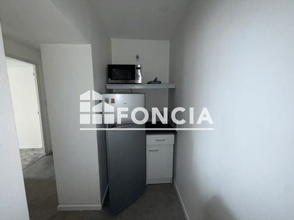 Location Appartement 2 pièces 36.75 m² - 27 AVENUE MARGUERITTE Sedan 08200