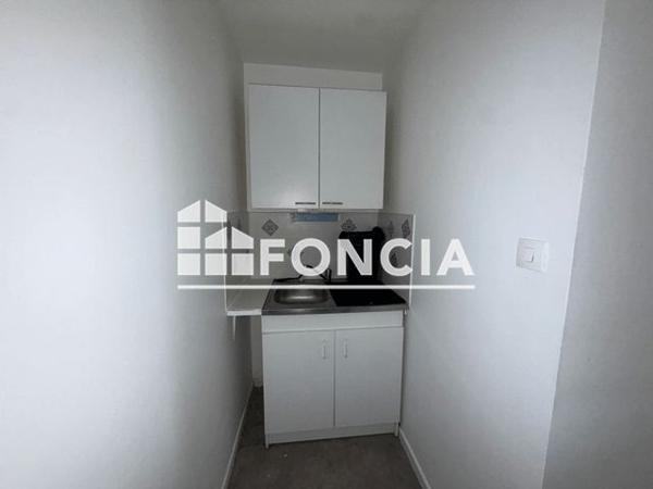 Location Appartement 2 pièces 36.75 m² - 27 AVENUE MARGUERITTE Sedan 08200