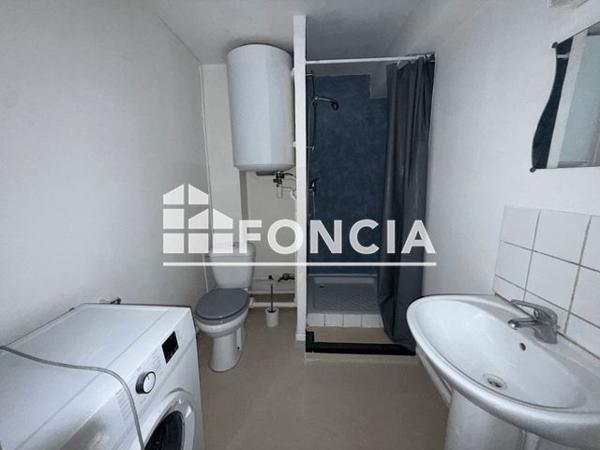 Location Appartement 2 pièces 36.75 m² - 27 AVENUE MARGUERITTE Sedan 08200