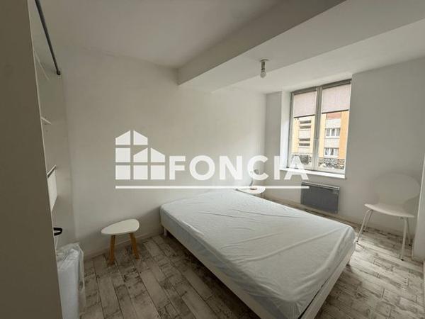 Location Appartement 2 pièces 36.75 m² - 27 AVENUE MARGUERITTE Sedan 08200