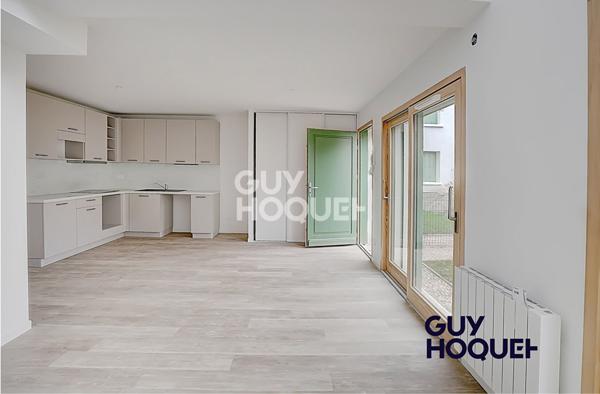 APPARTEMENT 4 PIECES DE 91,70 m² - 1 JARDIN PRIVATIF de 57 m²