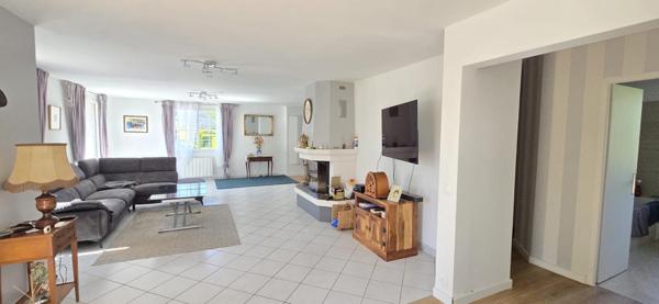 Maison 195m2 - Double garage - Dépendances