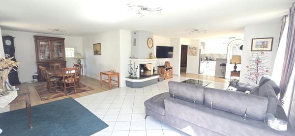 Maison 195m2 - Double garage - Dépendances
