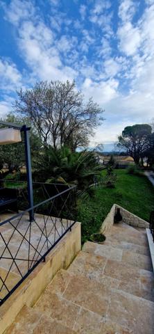 maison 4 pieces 1798 m² terrain 84500 bollene Bollène (84500)