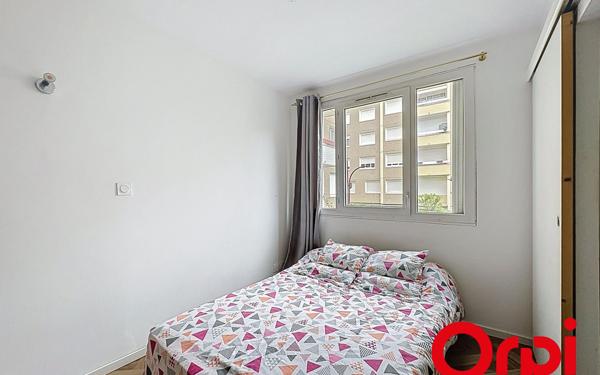 Appartement à vendre    2 pièces •  Bourgoin-Jallieu