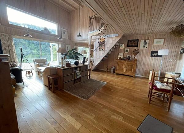 Maison à vendre    3 pièces • 145 m2 Vence