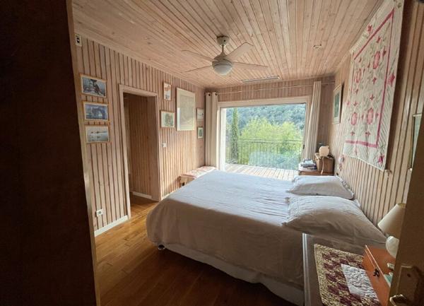 Maison à vendre    3 pièces • 145 m2 Vence