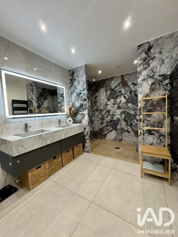 Maison à vendre 6 pièces 144 m² Claye-Souilly