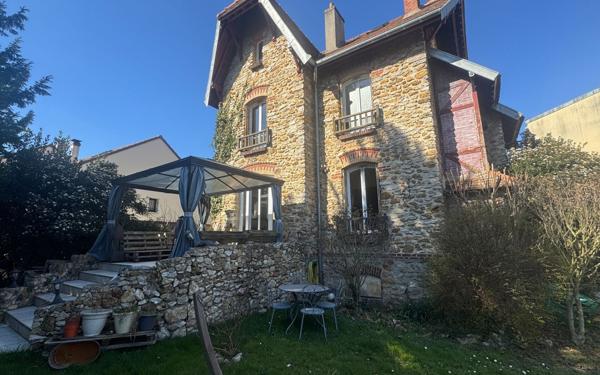 Maison à vendre    6 pièces •  Pontault-Combault