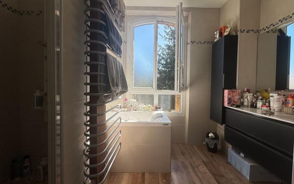 Maison à vendre    6 pièces •  Pontault-Combault