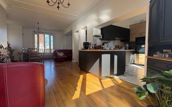 Maison à vendre    6 pièces •  Pontault-Combault