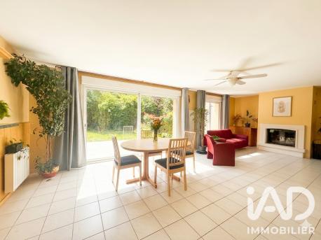 Maison à vendre 7 pièces 154,86 m² Champs-sur-Marne