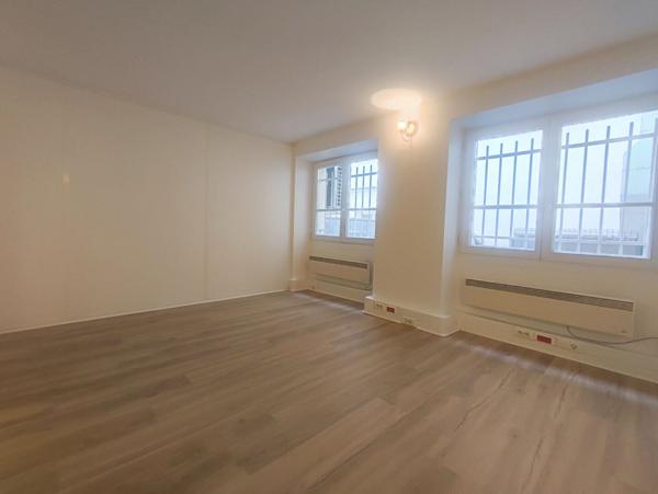 Bureaux Paris 92 m2