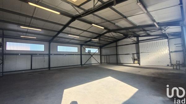 Workshop for sale 445 m² Touvérac