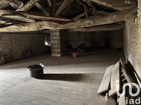 Maison à vendre 1 pièce 215 m² Celles-sur-Belle