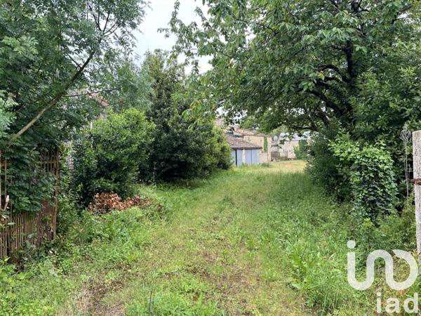 Maison à vendre 1 pièce 215 m² Celles-sur-Belle