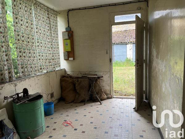 Maison à vendre 1 pièce 215 m² Celles-sur-Belle