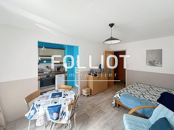 Appartement 1 pièce à vendre au centre-ville de Granville, exposition sud