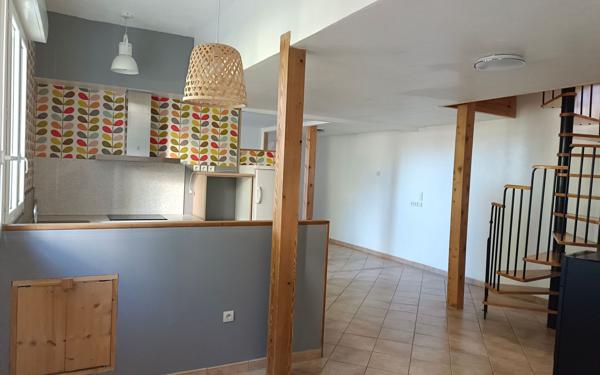 Maison à vendre    4 pièces •  Nîmes