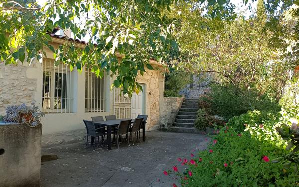 Maison à vendre    4 pièces •  Nîmes