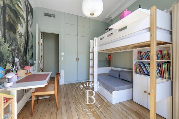 Paris 17ème, Appartement 4 Chambres -  145 m² à vendre