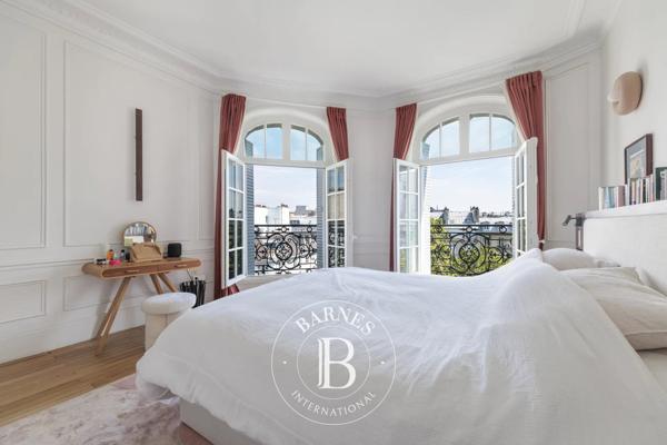 Paris 17ème, Appartement 4 Chambres -  145 m² à vendre