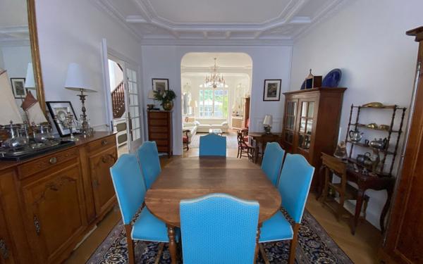 Maison à vendre    9 pièces • 272 m2 Saint-Maur-des-Fossés