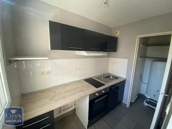 Appartement à louer 2 pièces 52.07m² Toul (54200)