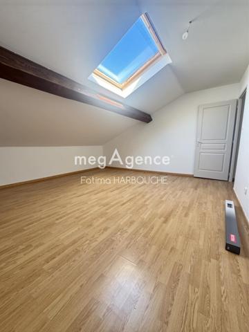 Immeuble à LE CHAMBON-FEUGEROLLES, 42500 - 144m²