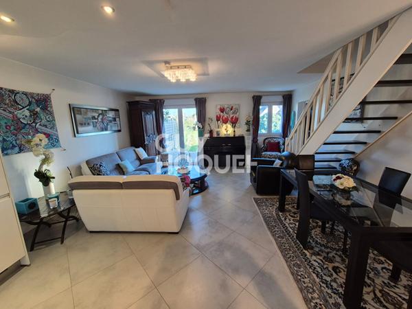 Appartement Chevry Cossigny 4 pièce(s) 81 m²