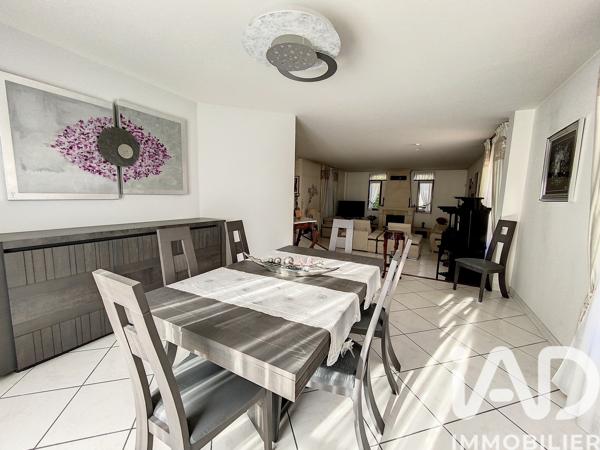 Maison à vendre 6 pièces 270 m² Saint-Denis