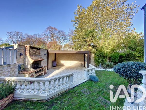 Maison à vendre 6 pièces 270 m² Saint-Denis