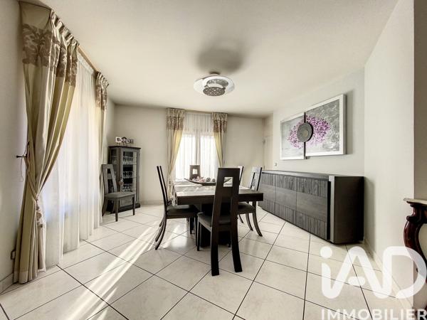 Maison à vendre 6 pièces 270 m² Saint-Denis