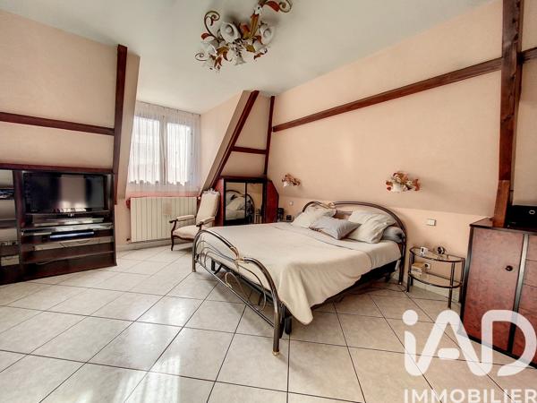 Maison à vendre 6 pièces 270 m² Saint-Denis