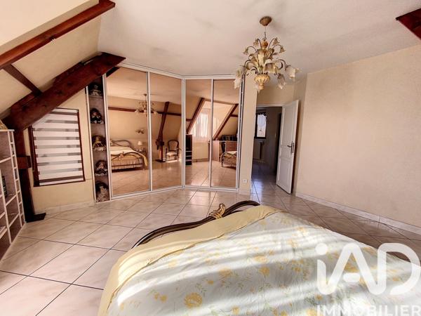 Maison à vendre 6 pièces 270 m² Saint-Denis