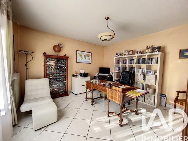 Maison à vendre 6 pièces 270 m² Saint-Denis