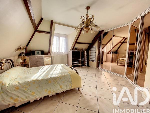 Maison à vendre 6 pièces 270 m² Saint-Denis