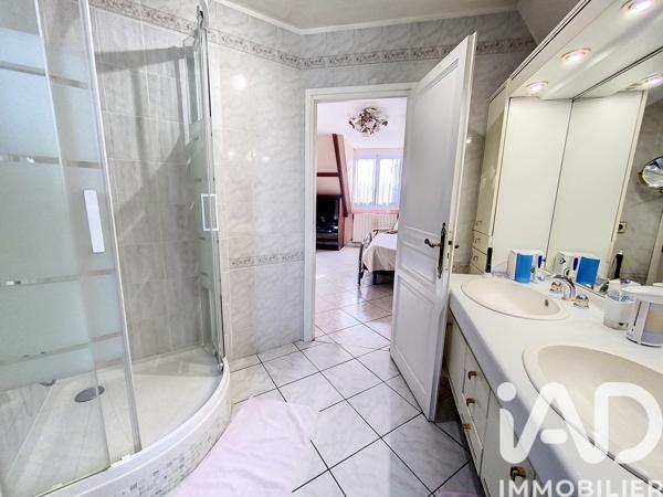 Maison à vendre 6 pièces 270 m² Saint-Denis