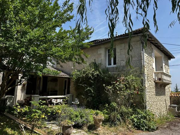 Maison avec 4 chambres plus un studio à 7km de Jonzac