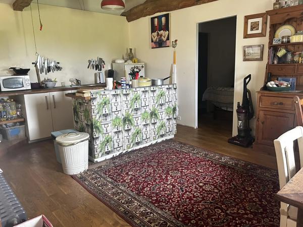 Maison avec 4 chambres plus un studio à 7km de Jonzac